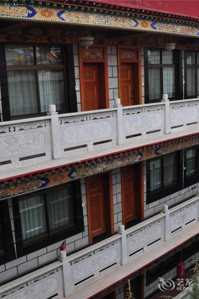 Yak Hotel Lhasa Exterior photo